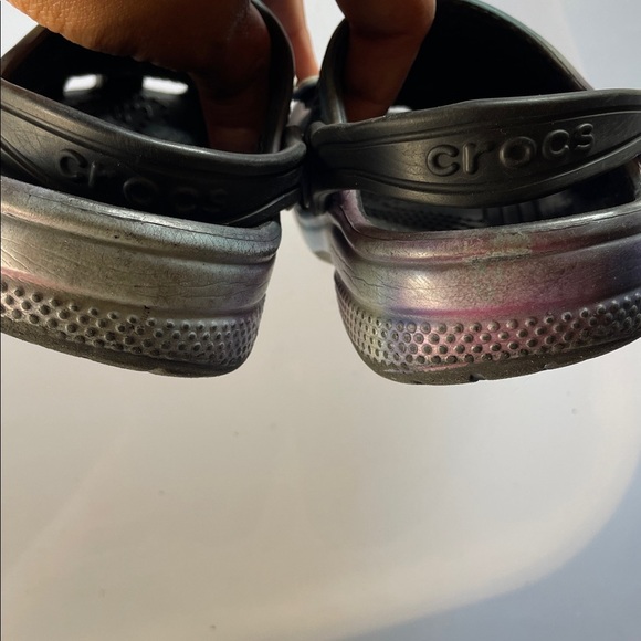 CROCS Kids Slippers with Fun Charms - Black and Blue size 11 - Picture 3 of 6